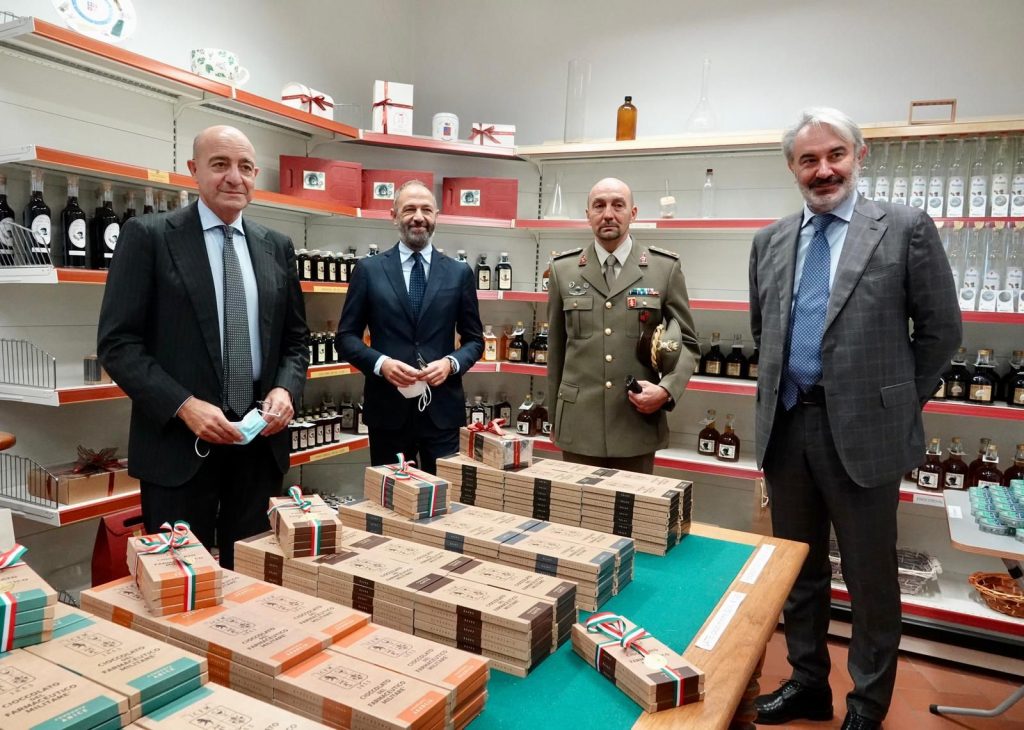 Firmato accordo tra Agenzia Industrie Difesa e Difesa Servizi S.p.A. per la valorizzazione del marchio "Stabilimento Chimico Farmaceutico Militare" di Firenze - 5