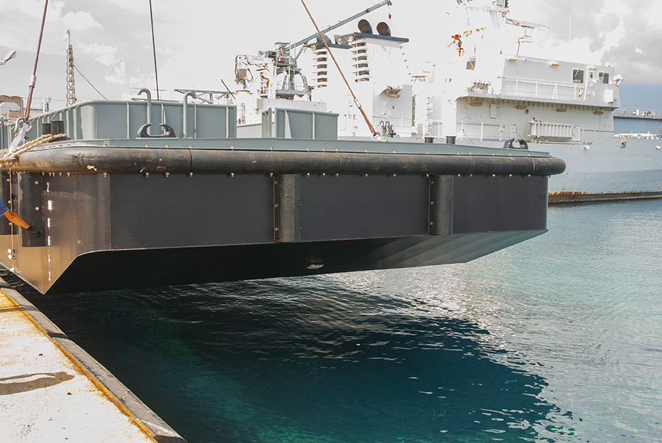 Varato il terzo galleggiante GL 795 per la Marina Militare presso l’Arenale Militare di Messina - 1