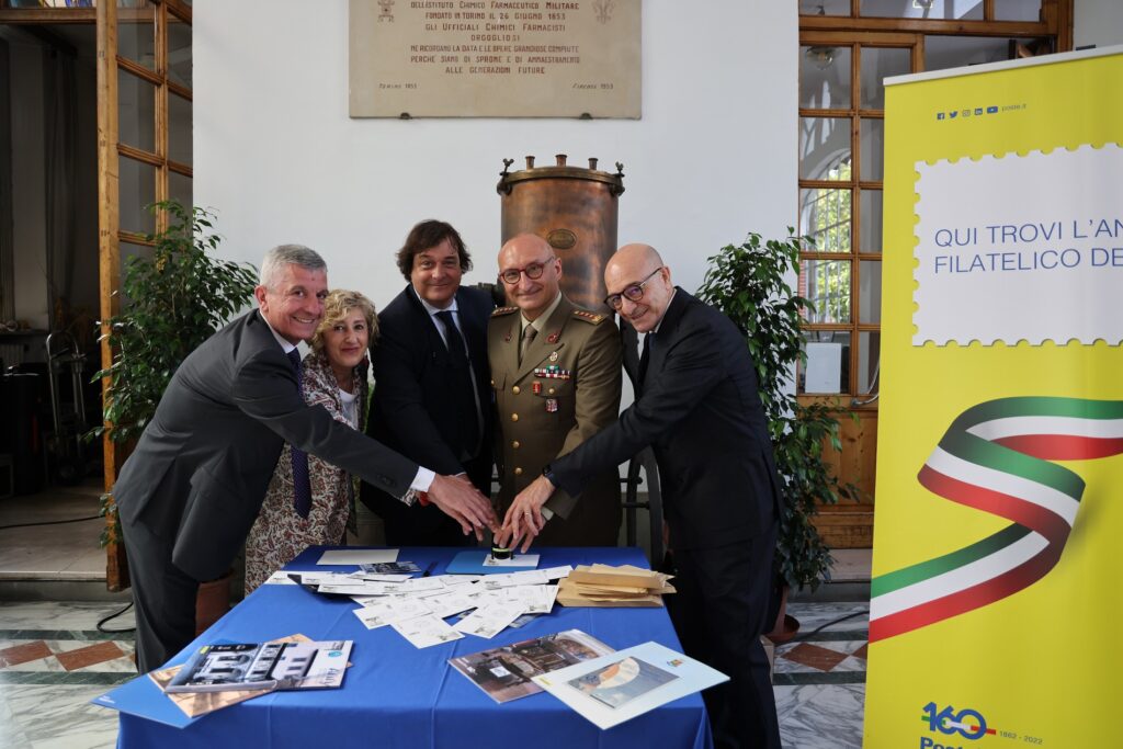 Poste Italiane e AID celebrano il Farmaceutico Militare con un nuovo annullo filatelico - 1