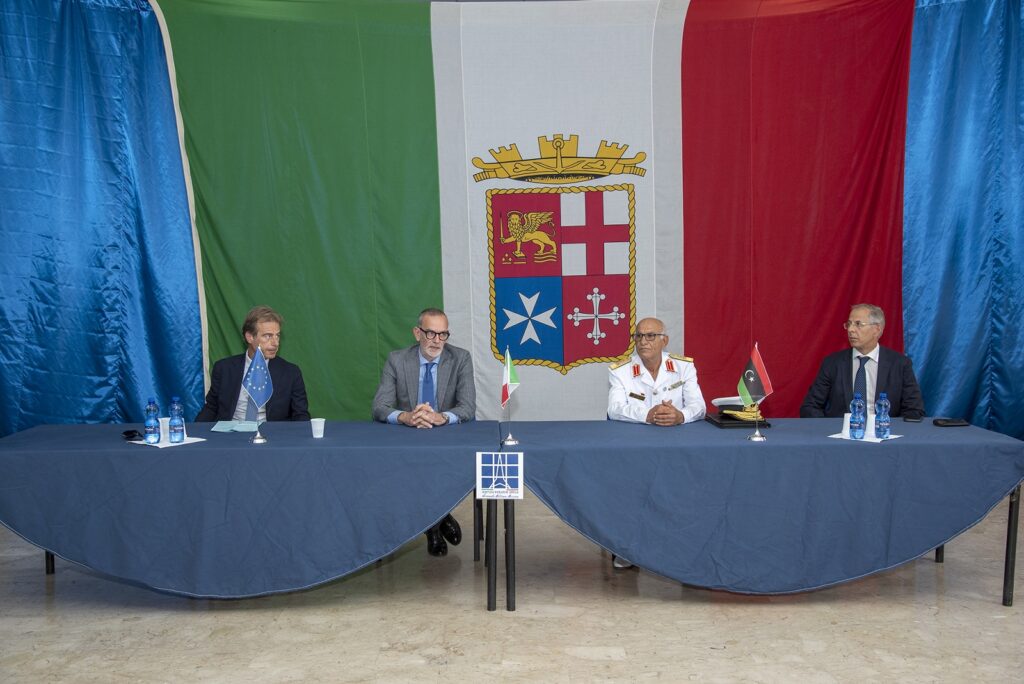 Support to integrated Border and Migration Management in Lybia: consegnate a Messina due unità navali - 3